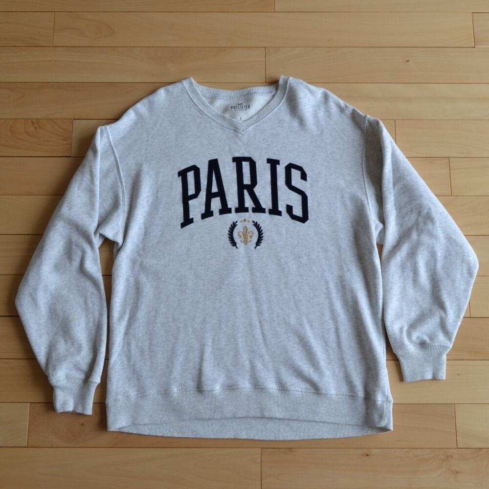 Hollister Paris Gray Oversized Sweatshirt Size Medium